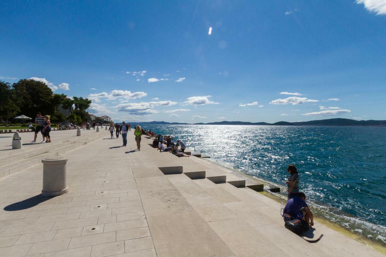 Apartment Montesa Zadar With Free Parking And Balcony Exterior photo