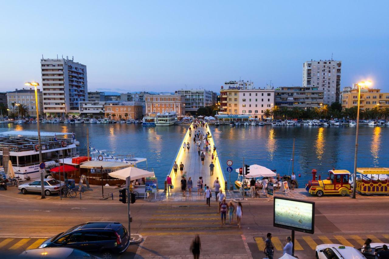 Apartment Montesa Zadar With Free Parking And Balcony Exterior photo